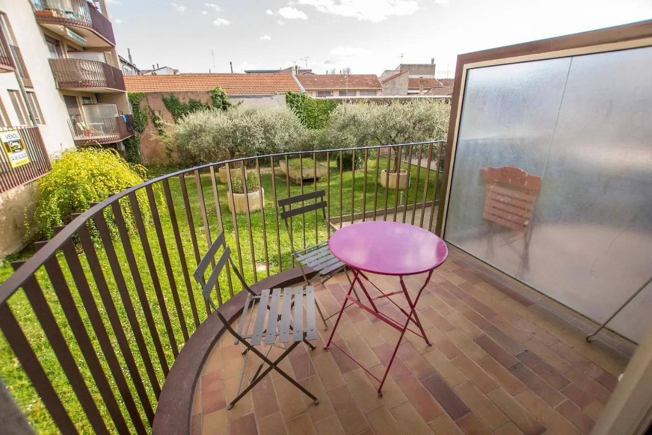 Les Arcades - Wifi - Intra Muros Of Avignon - Balcony - 45M2
